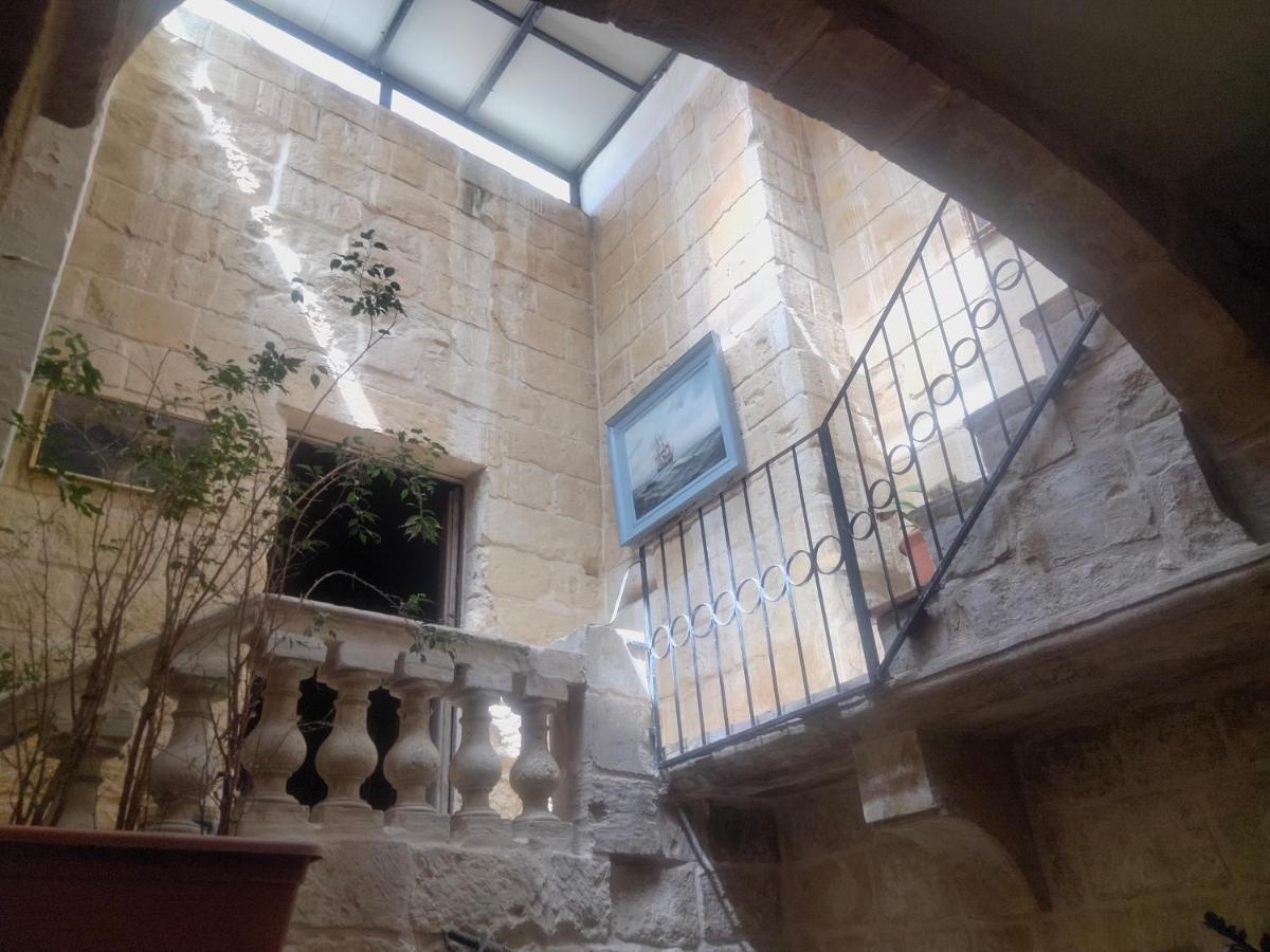 Charming 17Th Cent House Of Character In The Famous 3 Cities, Right Next To Valletta Cospicua Exterior foto